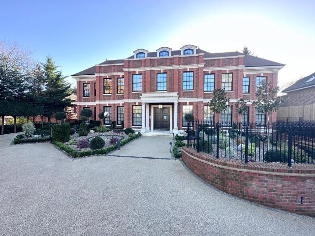 apartment in Beech Hill, Hadley Wood