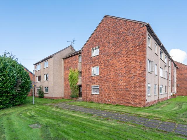 apartment in Bell Street, Renfrewshire, Renfrew, PA4 8PP