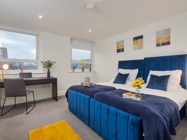 apartment in Blenheim Terrace