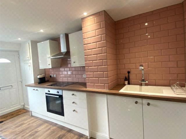 apartment in Brynland Avenue, Horfield, Bristol, BS7 9DY Abode
