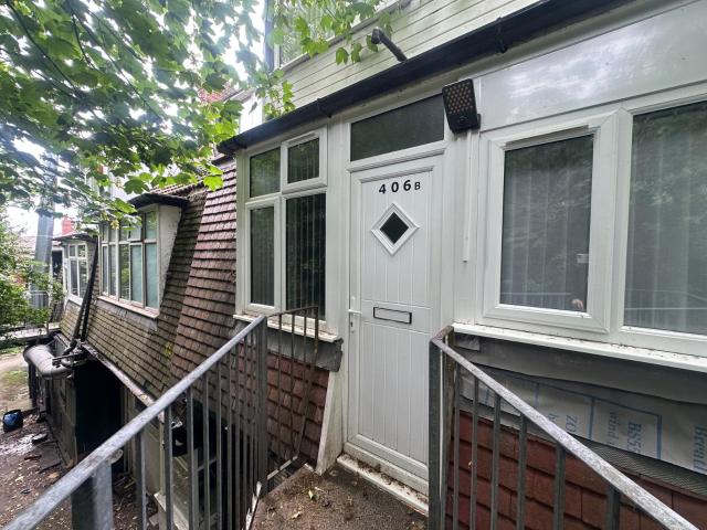 apartment in Burley Road, LS4 2SN, Leeds