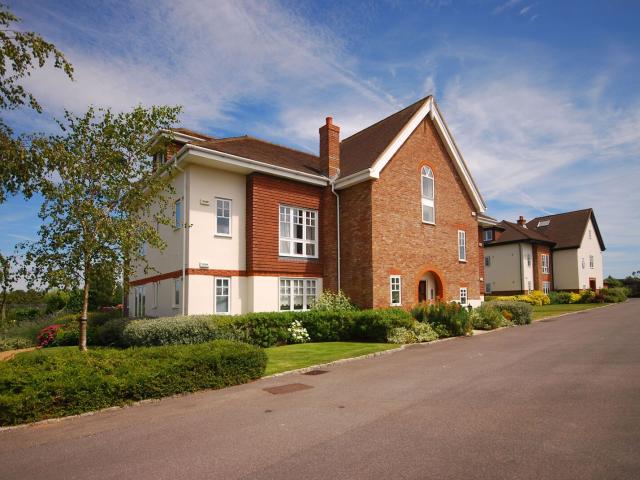 apartment in Burpham Lane