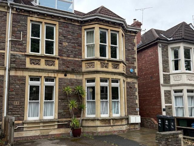 apartment in GFF 64 Cranbrook Road, Redland, Bristol, BS6 7BU Abode