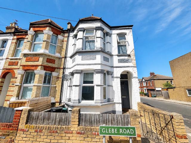 apartment in Glebe Road, Bromley