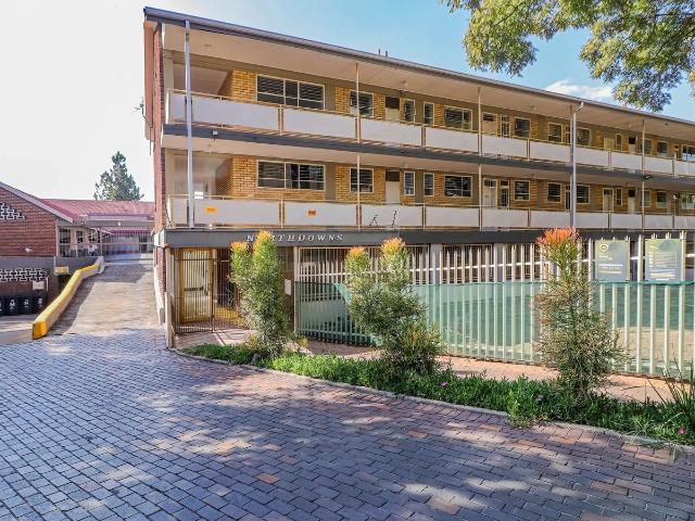 apartment in Glenhazel, Johannesburg, Gauteng