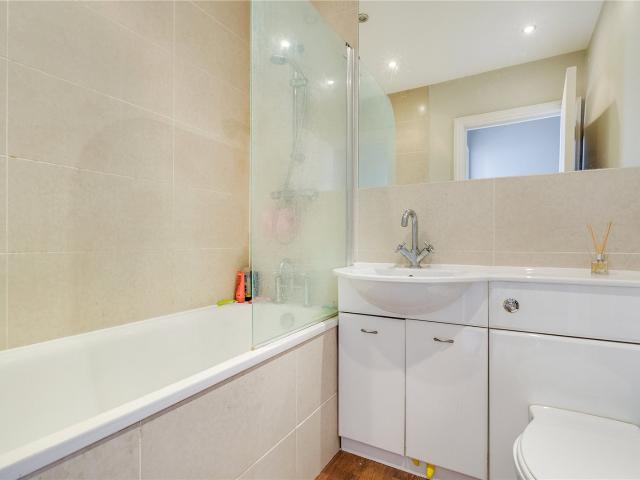apartment in Gratton Road, London, W14