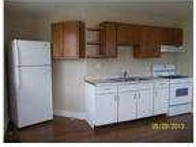 Apartment in great location. Pet OK!