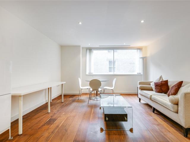 apartment in Great Portland Street, Marylebone, W1W