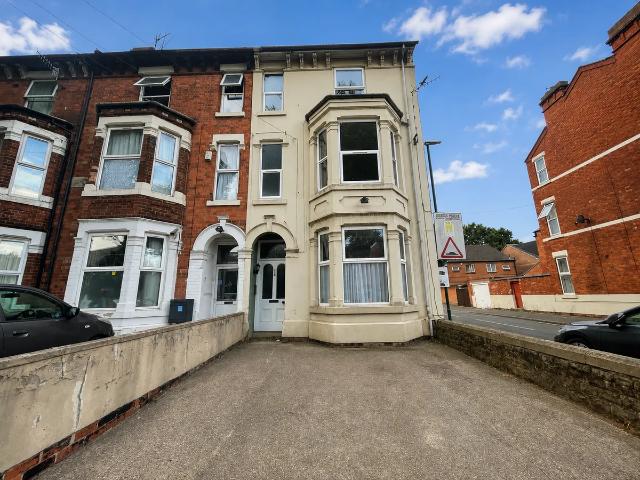 apartment in Gregory Boulevard, NG7
