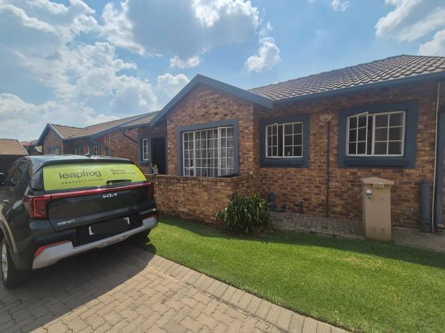 apartment in Greenstone Hill, Edenvale, Gauteng