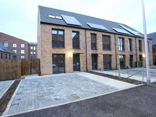 apartment in Griffin Road Muirhouse, Edinburgh, EH4