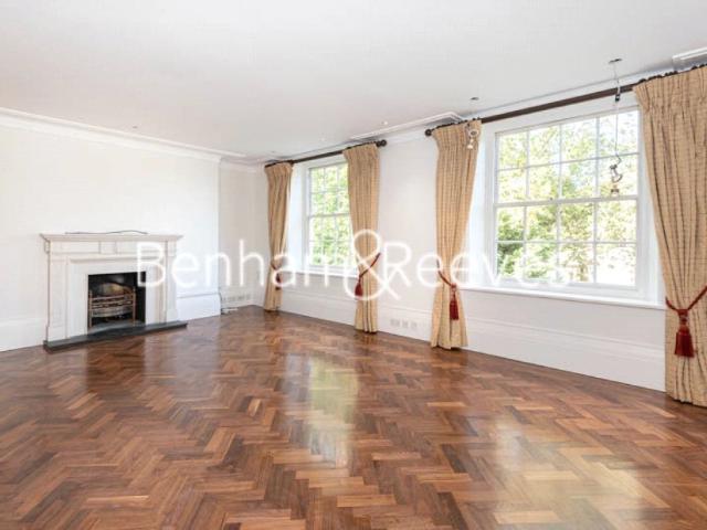 apartment in Duchess of Bedfords Walk, London, W8