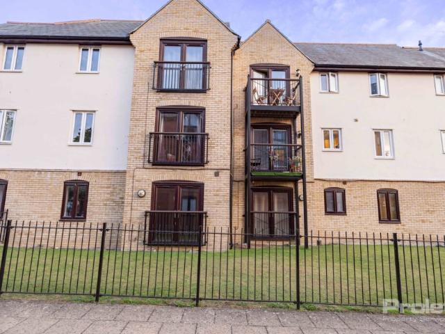 apartment in East Bank, Wherry Bank, NR1 1TS