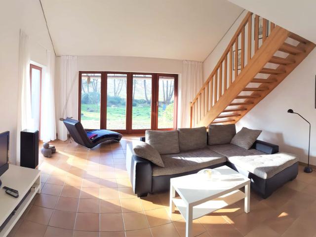 Apartment in Eidelstedter Weg, Halstenbek for 105 m² with 2 bedrooms