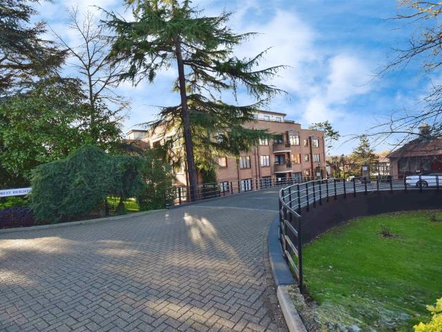 apartment in Forest Heights, Buckhurst Hill