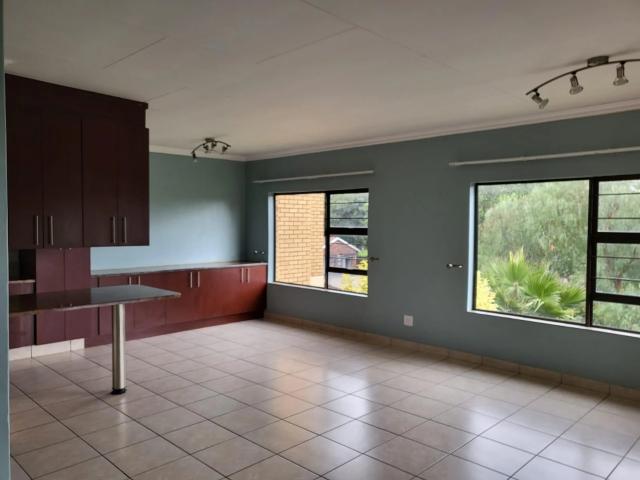 apartment in Farrarmere, Benoni, Gauteng