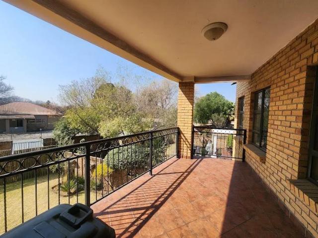 apartment in Farrarmere, Benoni, Gauteng