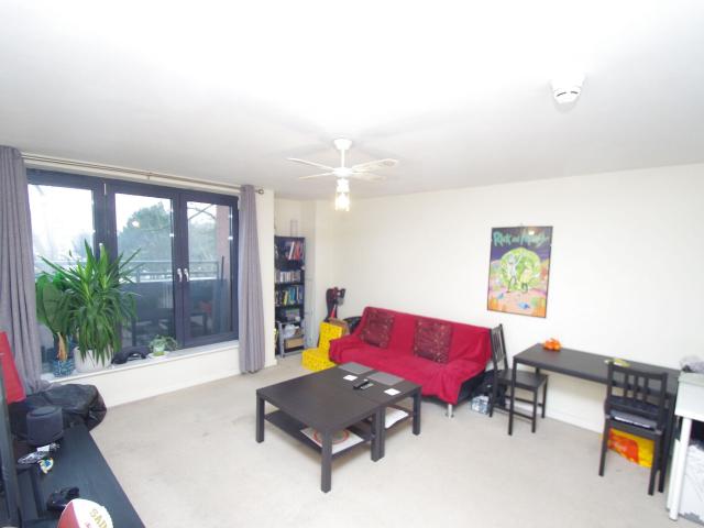 apartment in Flanders Court, WD17