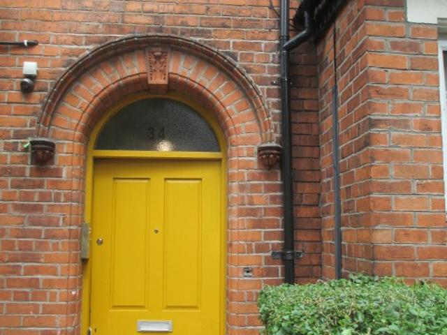 apartment in flat2, 34 university ave, belfast, bt7 1gy