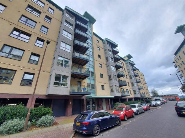 apartment in Flat 6, 2 Portland Gardens, Leith, Edinburgh, EH6 6NA