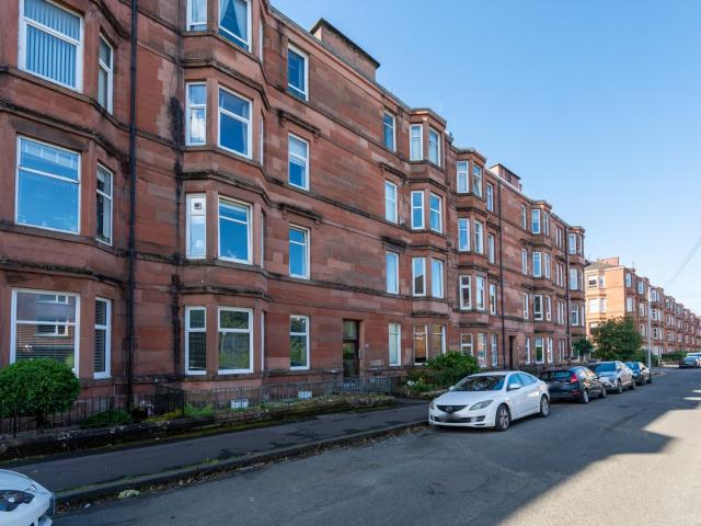 apartment in Flat 0/1 Dundrennan Road, Glasgow, G42 9SH