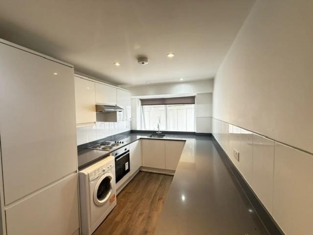 apartment in High Street WD17