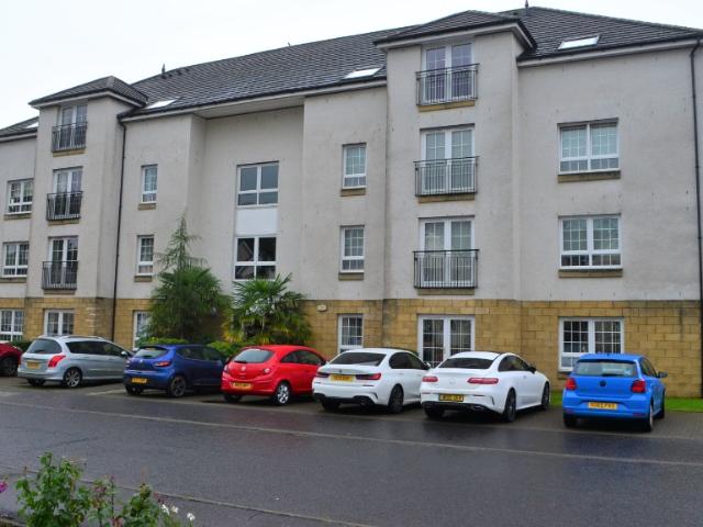 apartment in Flat 16 Braid Avenue, Cardross, Argyll and Bute, Dumbarton, G82 5QF