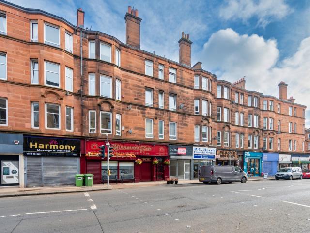 apartment in Flat 2 1 Cathcart Road, Glasgow, G42 9AF