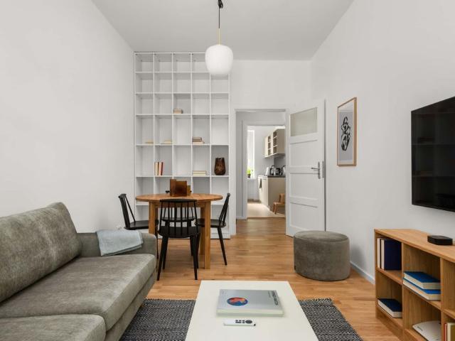 Apartment in Framstraße, Berlin for 70 m² with 2 bedrooms #03