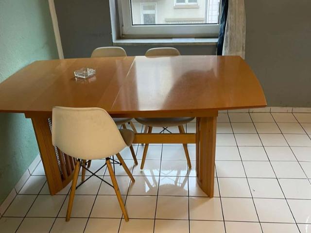 Apartment in Franziskastraße, Essen for 70 m² with 3 bedrooms
