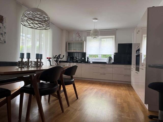 Apartment in Kaiserstraße, Friedberg Hessen for 102 m² with 2 bedrooms