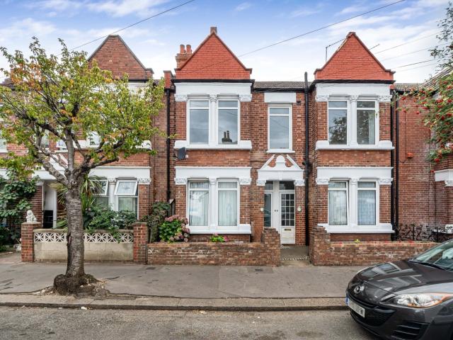apartment in Bensham Lane