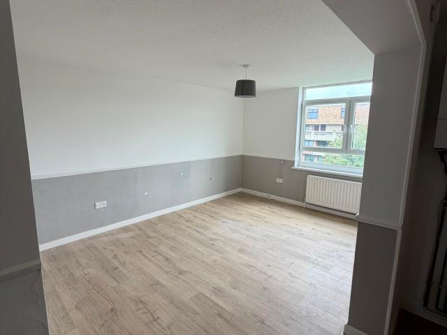 apartment in Kennelworth Court, Sulgrave, NE37 3EG