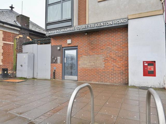 apartment in Kenton Lane