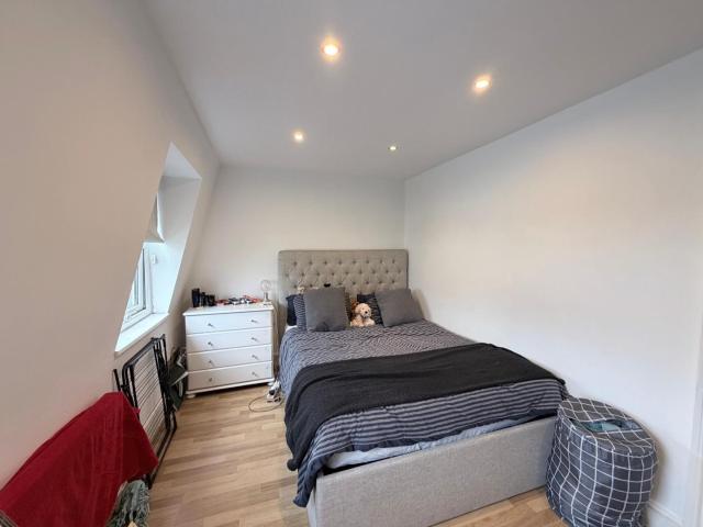 apartment in Kilmaine Road, London, SW6