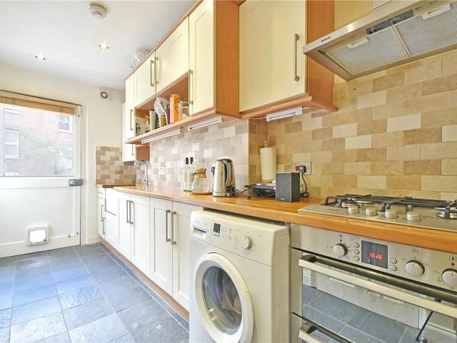 apartment in Kingdon Road West Hampstead, NW6