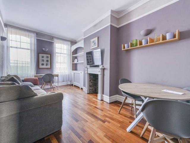 apartment in Kings Road