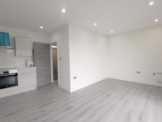 apartment in Krissh House 180 188 Northolt Road, Harrow, HA2