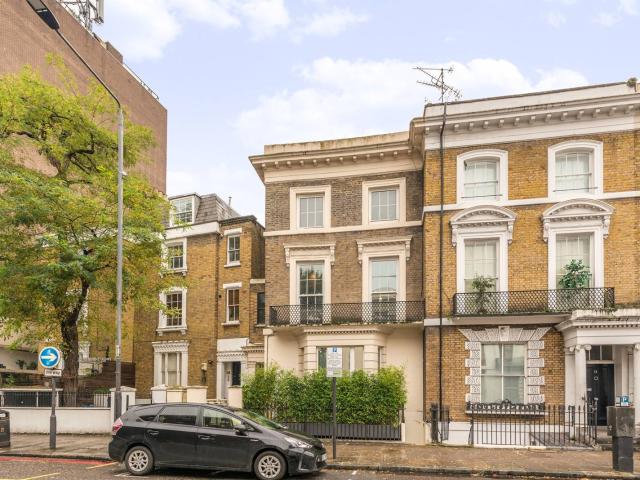 apartment in Holland Road