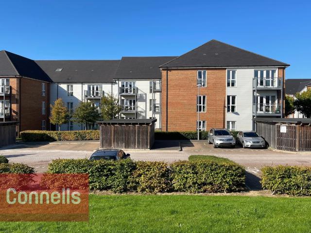 apartment in Holmbush Mews