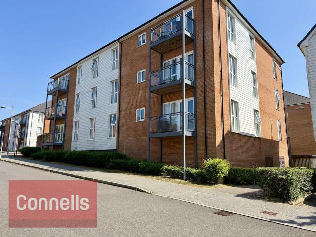 apartment in Holmbush Mews
