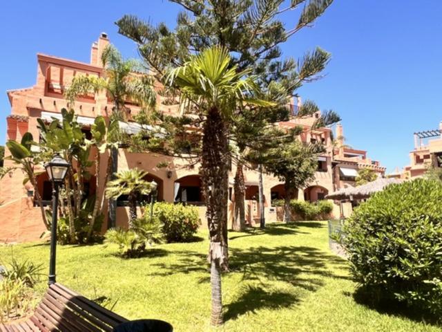 Apartment in Hacienda del Sol, Costa del Sol