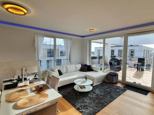 Apartment in Hafeninsel, Offenbach am Main for 97 m² with 1 bedroom