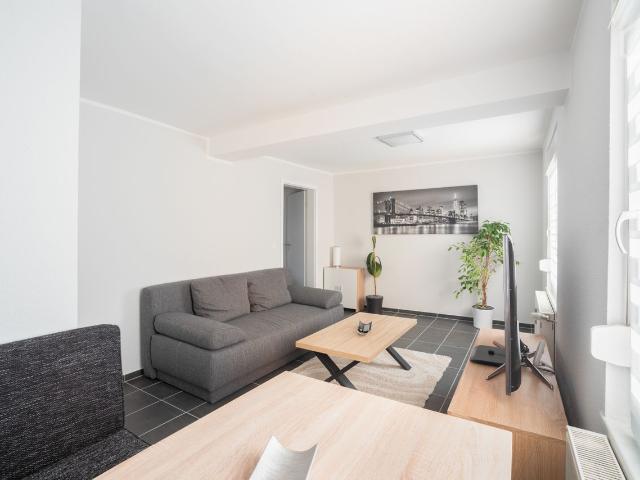 Apartment in half house on 2 floors with large terrace and garden, Koln Amsterdam Apartments for Rent