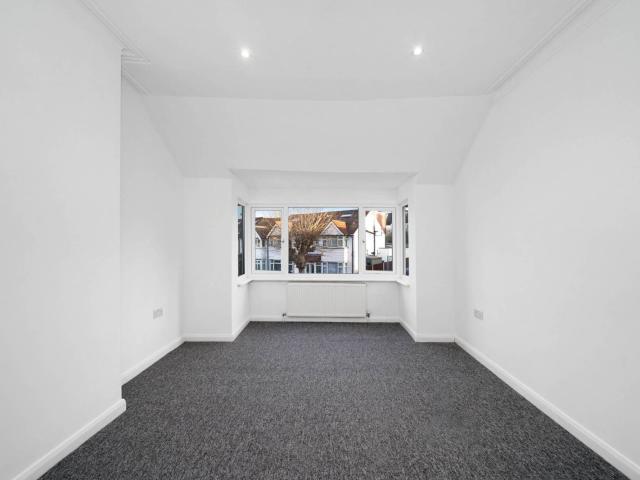 apartment in Hamilton Road