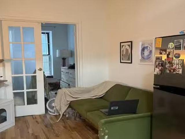Apartment in Harlem East