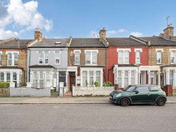 apartment in Hermitage Road
