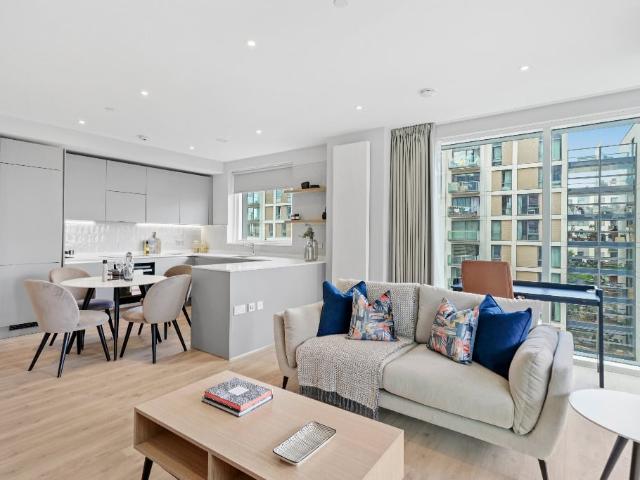 apartment in Hightail Point, London, E20 1JY