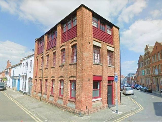 apartment in Overstone Road, The Mounts, Northampton, NN1 3JS