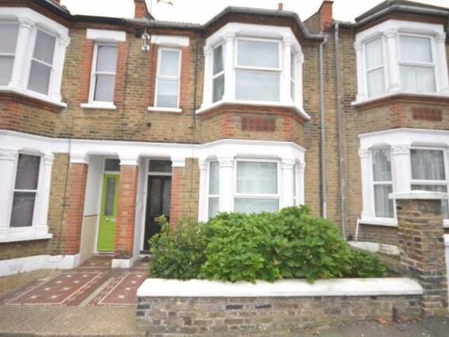 apartment in Owenite Street, Abbey Wood, London, SE2